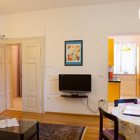 Rimska Tour As アパート リュブリャナ